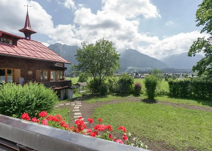 Ferienwohnungen Alpentraum - Landhaus Gutermann Oberstdorf